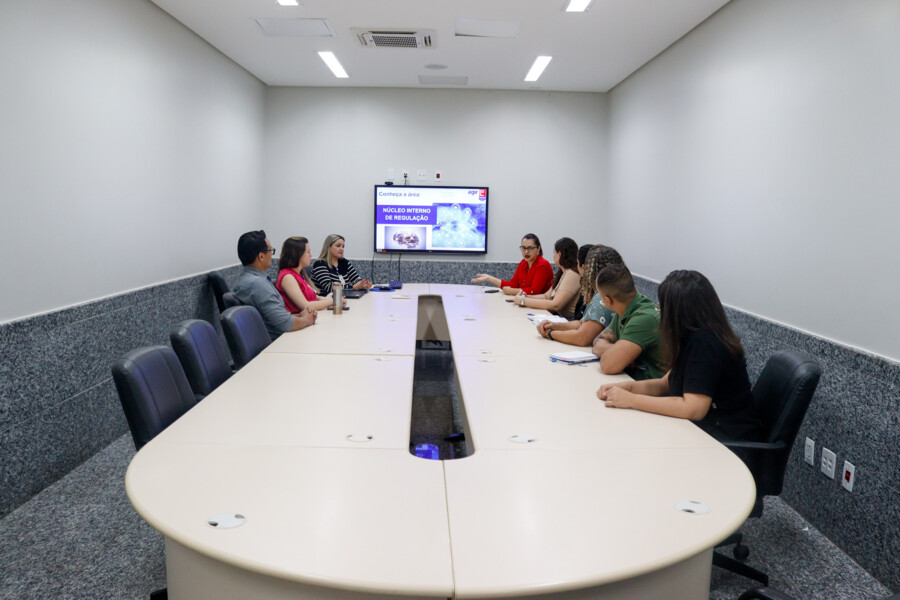 crer-recebe-visita-de-benchmarking-do-centro-de-referencia-em-oftalmologia